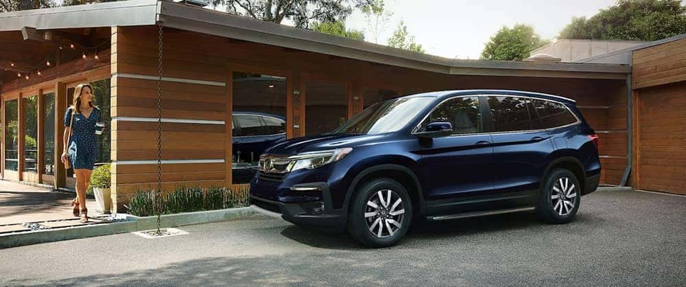 2020 Honda Pilot Parked in Driveway