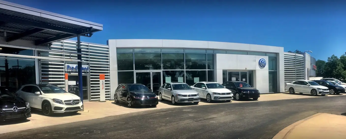 Find the Volkswagen Dealership Near Me in Glendale WI