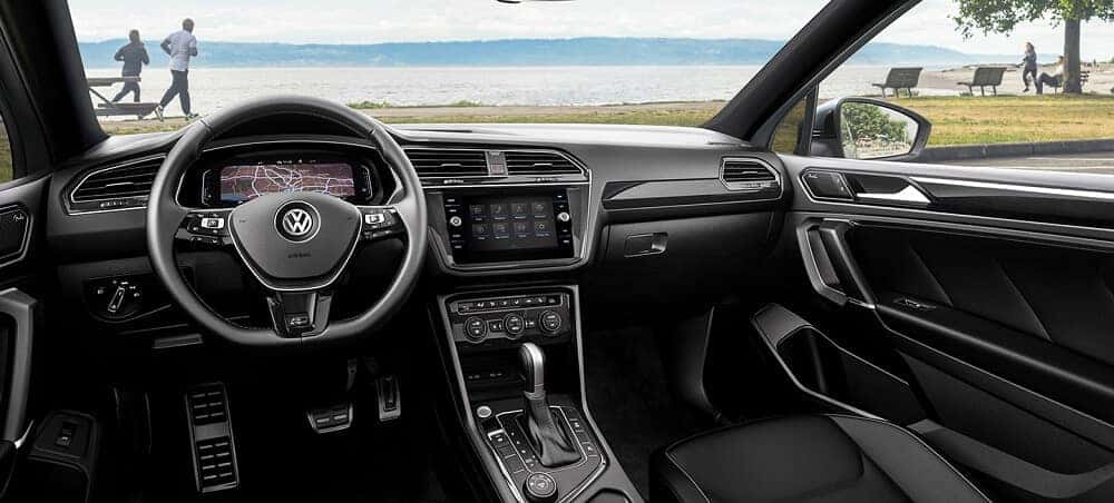 2022 Volkswagen Tiguan Interior Features & Dimensions | Seating, Cargo ...