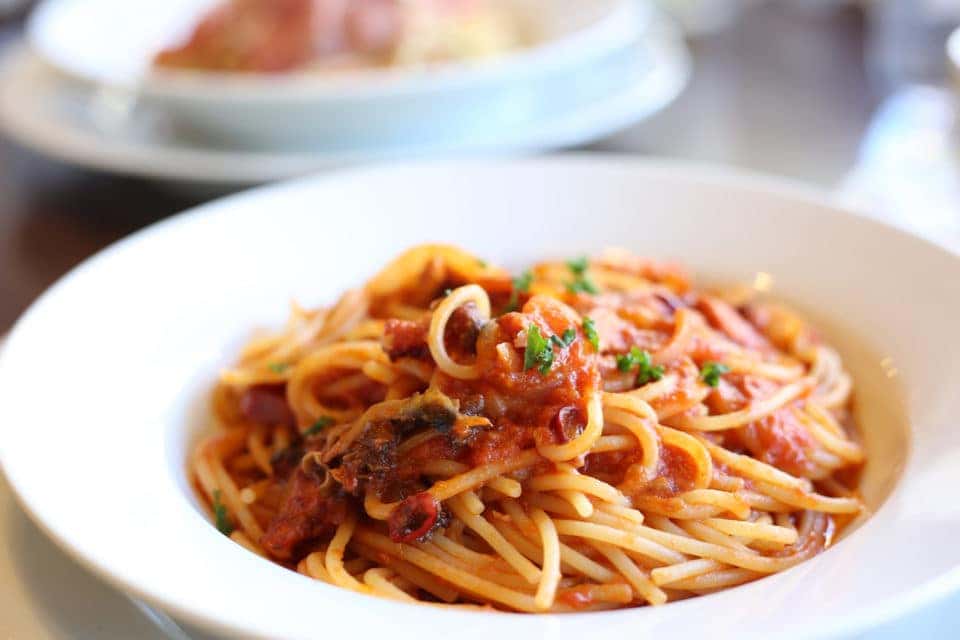 Pasta with tomato sauce